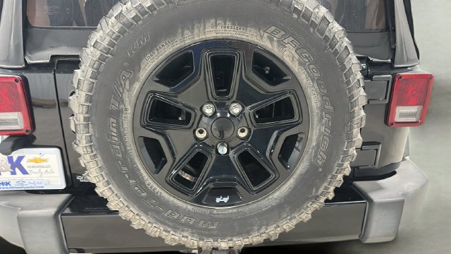 Used 2017 Jeep Wrangler Sport AWD/4WD image 30