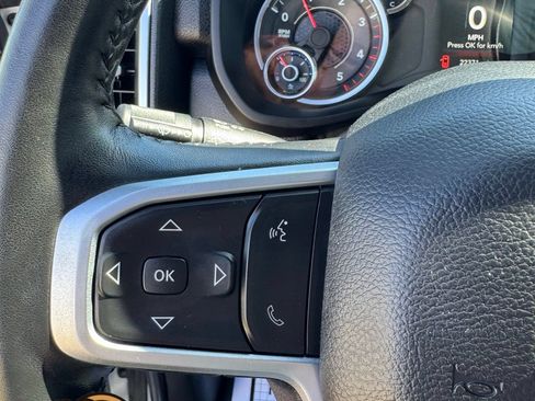Used 2024 RAM 2500 Big Horn w/ Heated Seats & Wheel Group AWD/4WD image 17