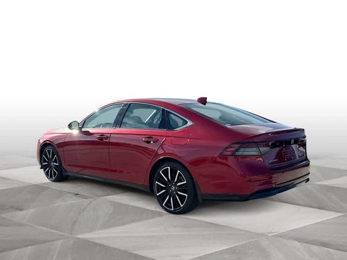 Used 2023 Honda Accord Touring image 6