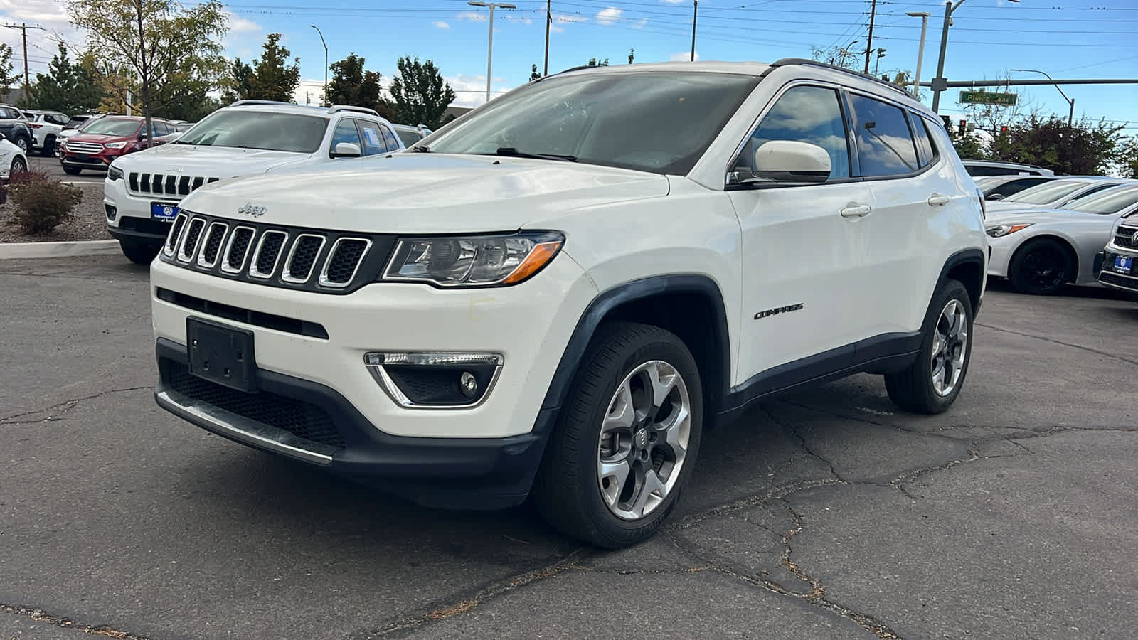 Used 2019 Jeep Compass Limited AWD/4WD image 1