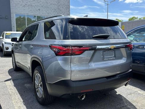 Used 2023 Chevrolet Traverse LT AWD/4WD image 4