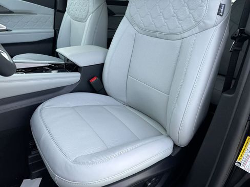 New 2026 Ford Explorer Platinum w/ LUX Leather Package image 17