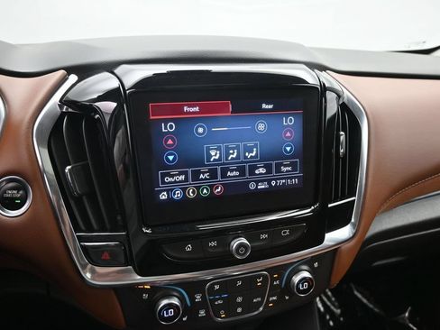 Used 2021 Chevrolet Traverse High Country w/ LPO, Cargo Package AWD/4WD image 19