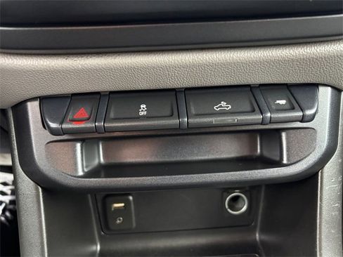 Used 2018 Chevrolet Colorado W/T w/ WT Convenience Package image 21