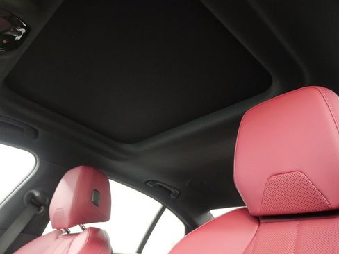 Used 2025 BMW 530i 530i image 13