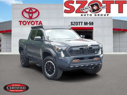 Used 2024 Toyota Tacoma TRD Off-Road w/ TRD Off Road Upgrade Package AWD/4WD image 1
