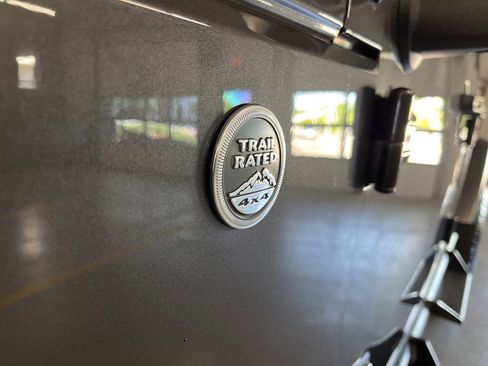 Used 2016 Jeep Wrangler Unlimited Rubicon w/ Connectivity Group AWD/4WD image 57