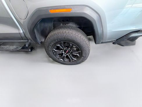 Used 2025 GMC Canyon Elevation w/ Convenience Package RWD image 11