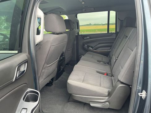 Used 2020 Chevrolet Suburban LS AWD/4WD image 11