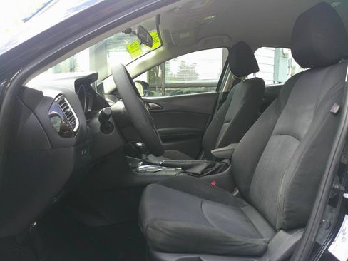 Used 2015 MAZDA MAZDA3 i Sport FWD image 12