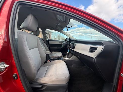 Used 2016 Toyota Corolla LE FWD image 26