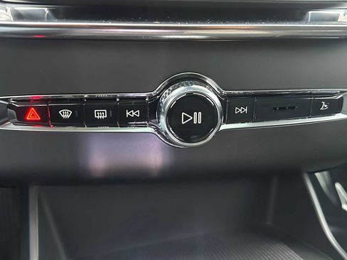 New 2026 Volvo XC90 B6 Plus image 32