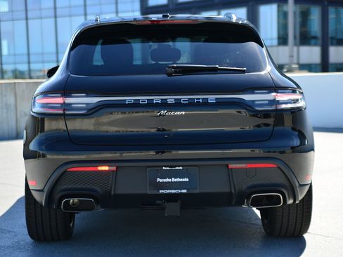Used 2026 Porsche Macan image 10