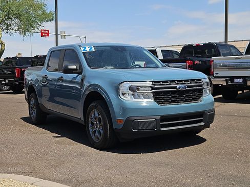 Used 2022 Ford Maverick XLT FWD image 3
