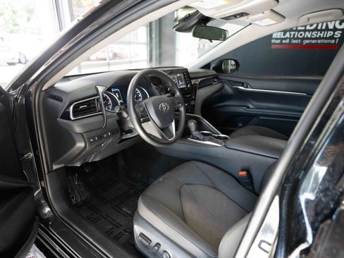 Used 2023 Toyota Camry LE FWD image 8