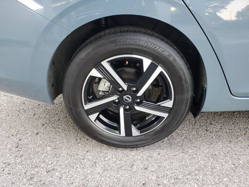 Used 2024 Nissan Sentra SV FWD image 5