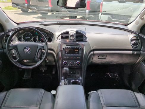 Used 2017 Buick Enclave Leather FWD image 15