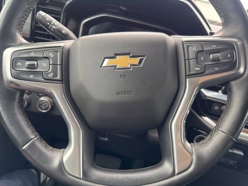Used 2025 Chevrolet Silverado 2500 LT AWD/4WD image 19
