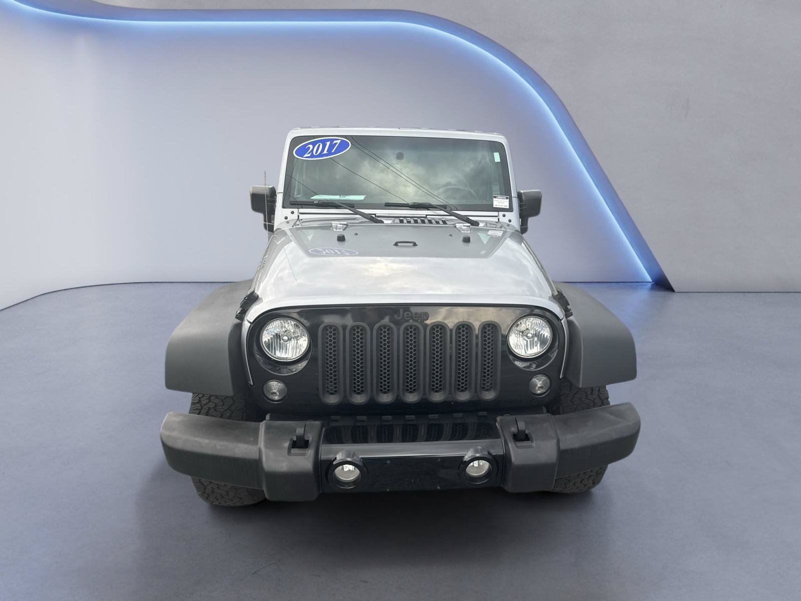 Used 2017 Jeep Wrangler Sport AWD/4WD image 2