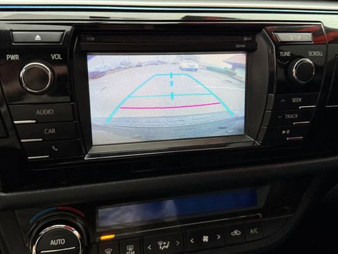 Used 2014 Toyota Corolla L image 21