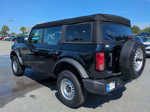 New 2025 Ford Bronco 4-Door image 6