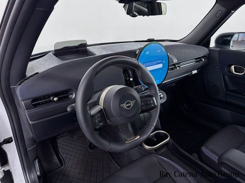 Used 2026 MINI Cooper 2-Door Hardtop FWD image 9