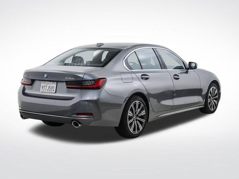 Used 2025 BMW 330i xDrive Sedan AWD/4WD image 5