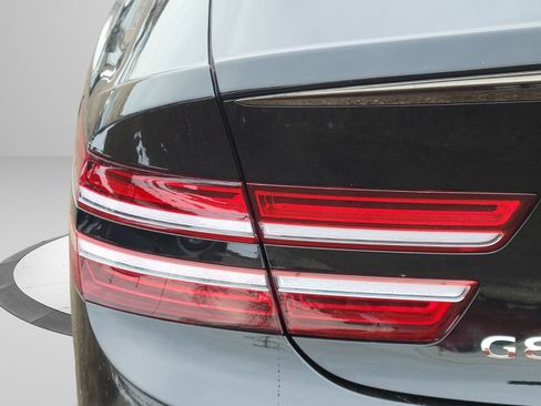 Used 2025 Genesis G80 2.5T Sport Prestige image 9