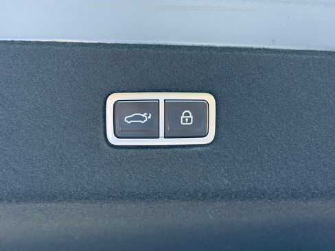 Used 2023 Hyundai Ioniq 6 SE RWD image 18