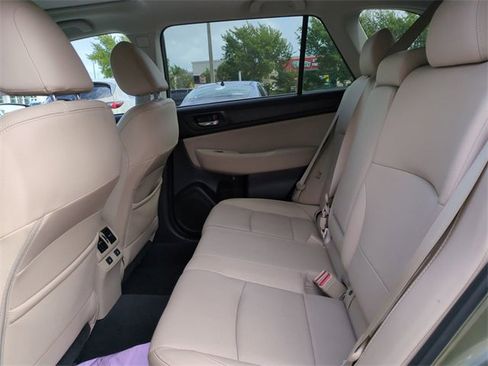 Used 2017 Subaru Outback 3.6R Limited image 16