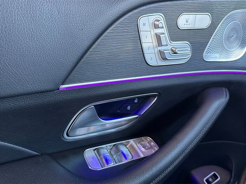 Used 2022 Mercedes-Benz GLE 350 4MATIC image 11