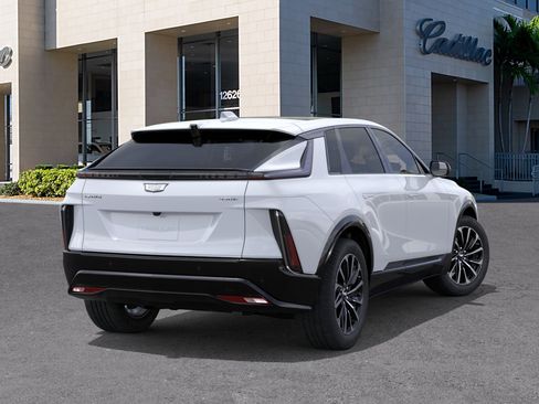 New 2026 Cadillac Lyriq Sport w/ LPO, Floor Liner Package RWD image 4