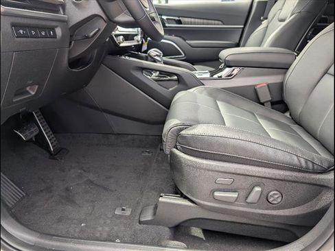New 2025 Kia Telluride SX w/ SX Captain's Chair Package image 7