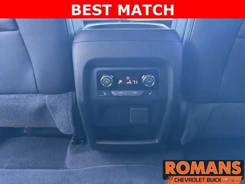 New 2026 Chevrolet Traverse RS image 20