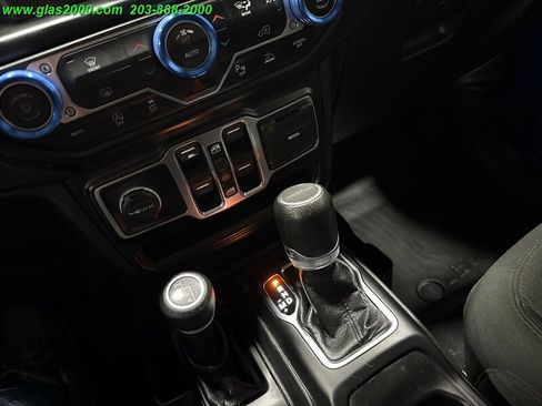 Used 2022 Jeep Gladiator Sport image 17