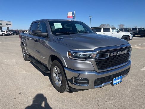 Used 2025 RAM 1500 Lone Star image 7