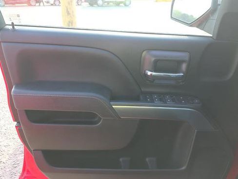 Used 2018 Chevrolet Silverado 1500 LT w/ All Star Edition image 9