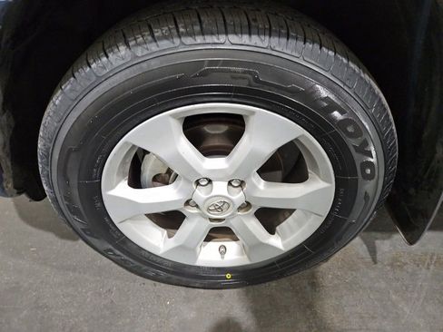 Used 2011 Toyota RAV4 Limited w/ Limited Extra Value Pkg image 8