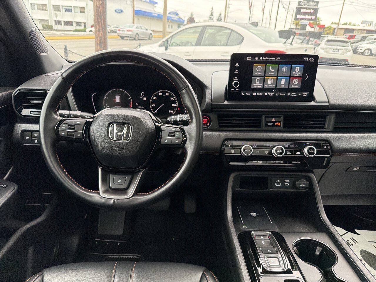 Used 2024 Honda Pilot TrailSport image 27