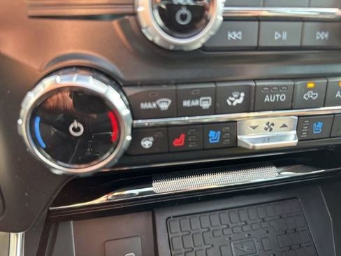 Used 2025 Ford F150 Raptor image 11