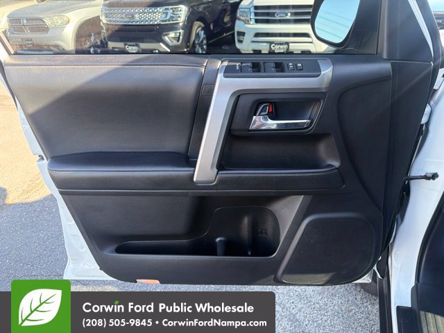Used 2021 Toyota 4Runner SR5 AWD/4WD image 14