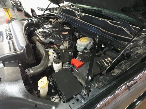 Used 2021 RAM 2500 Limited image 30