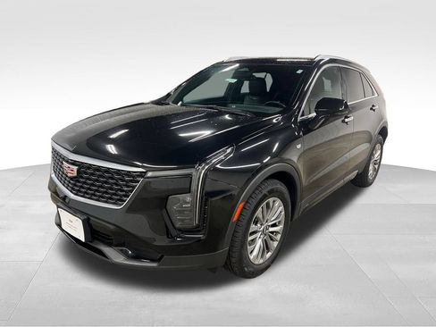 Certified 2024 Cadillac XT4 Premium Luxury AWD/4WD image 4