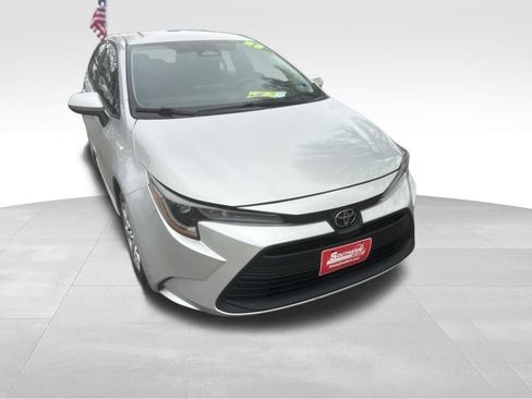 Used 2024 Toyota Corolla LE image 22