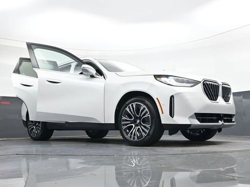 New 2026 BMW X3 xDrive30 w/ Convenience Package image 43