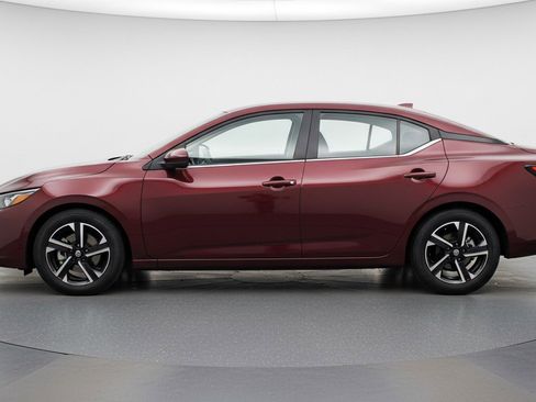 Used 2025 Nissan Sentra SV FWD image 5