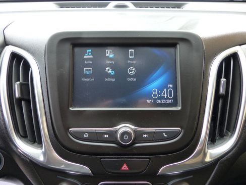 Used 2018 Chevrolet Equinox LT FWD image 29