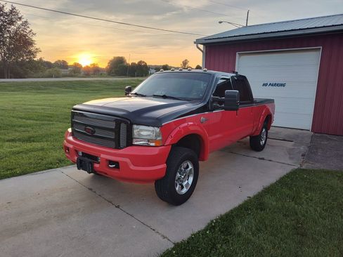 Used 2004 Ford F250 4x4 Crew Cab Super Duty image 1