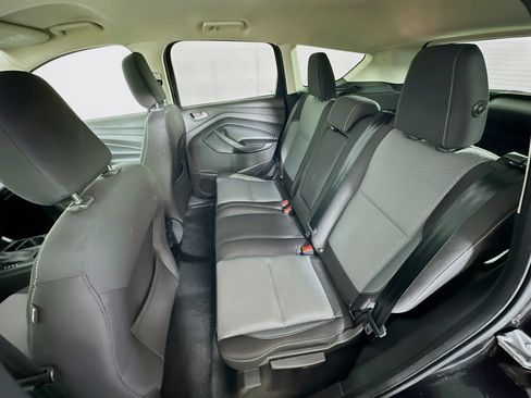 Used 2019 Ford Escape SE AWD/4WD image 25