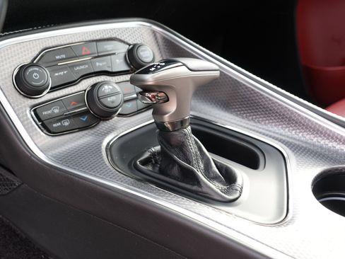 Used 2019 Dodge Challenger SRT Hellcat Redeye image 25